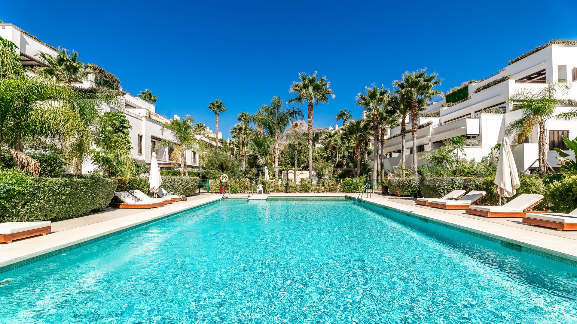For sale Las Lomas del Marbella Club 3 bedrooms duplex penthouse