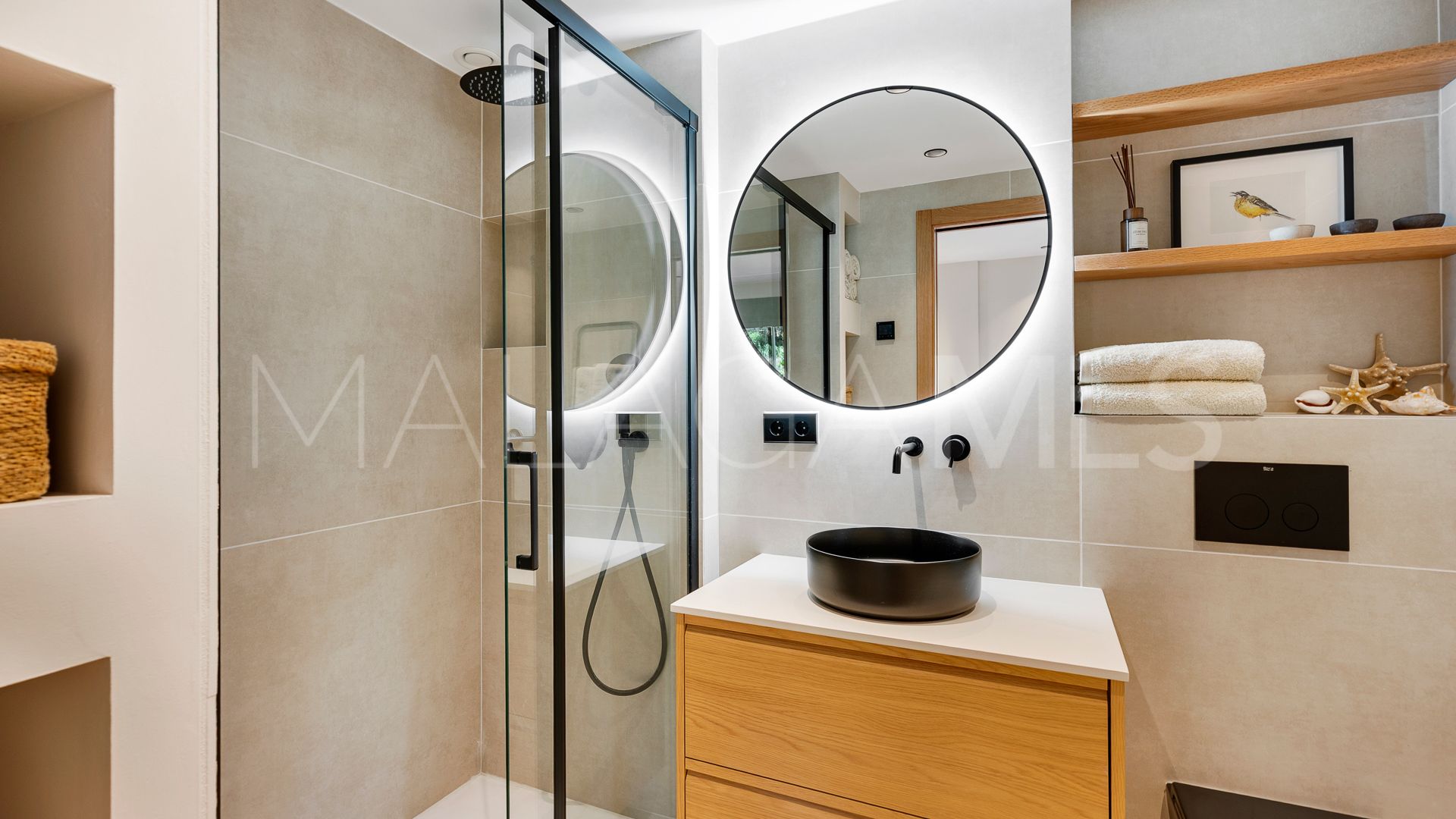Apartamento for sale with 3 bedrooms in Marbella Golden Mile