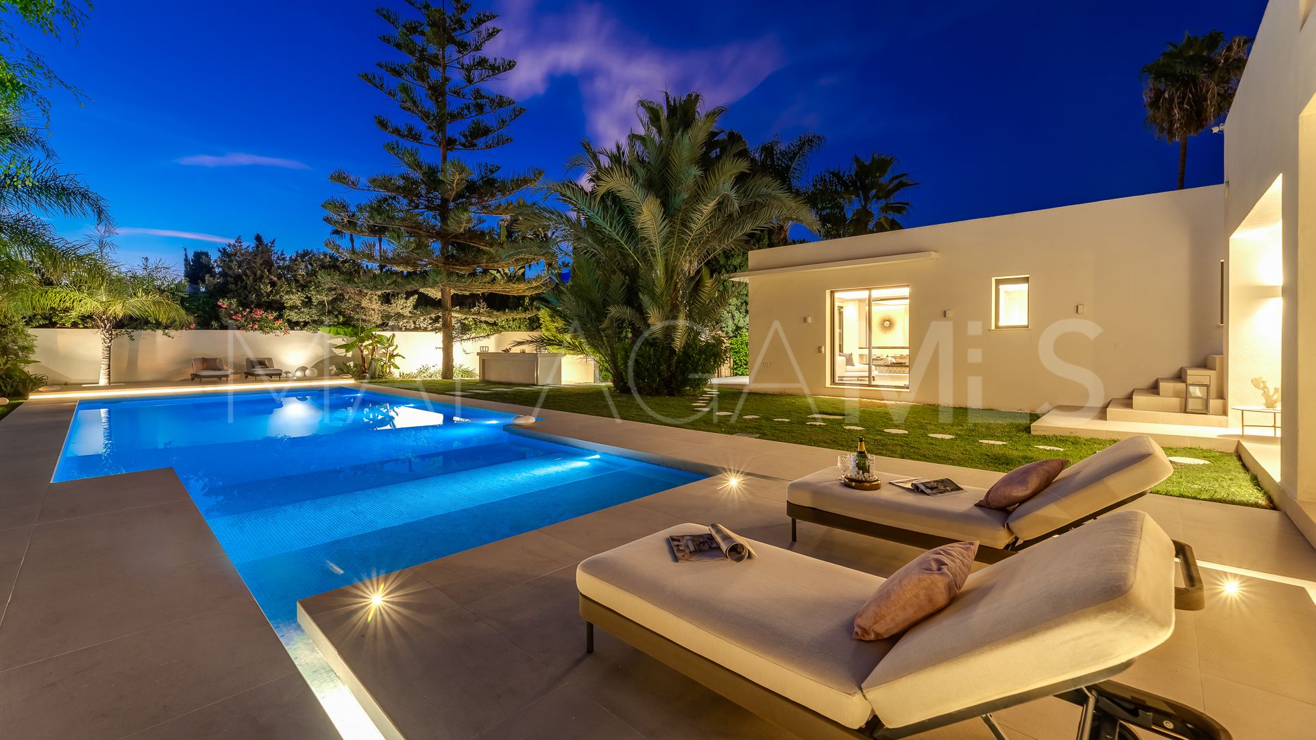 Villa for sale in Marbesa