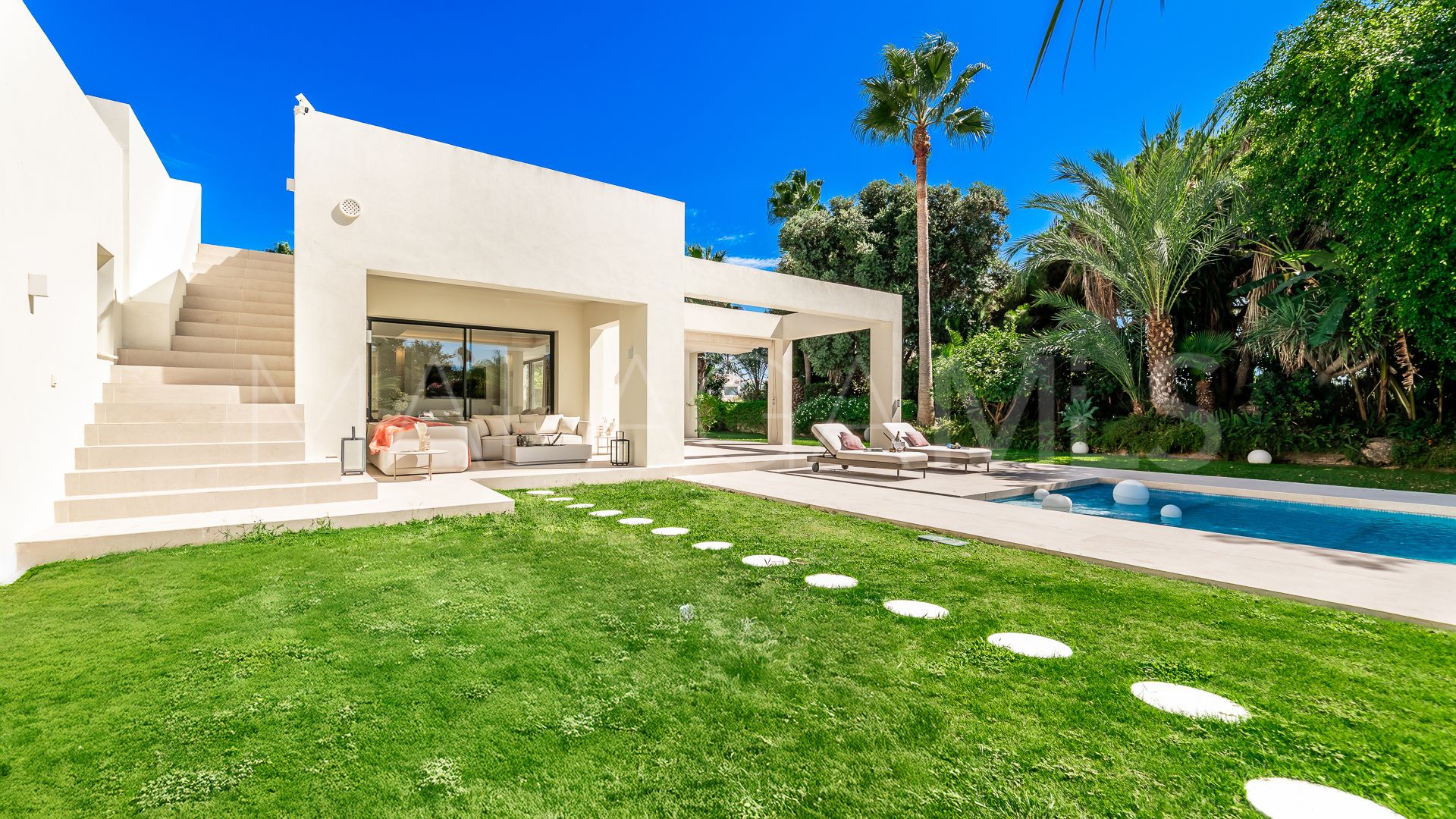 Villa for sale in Marbesa