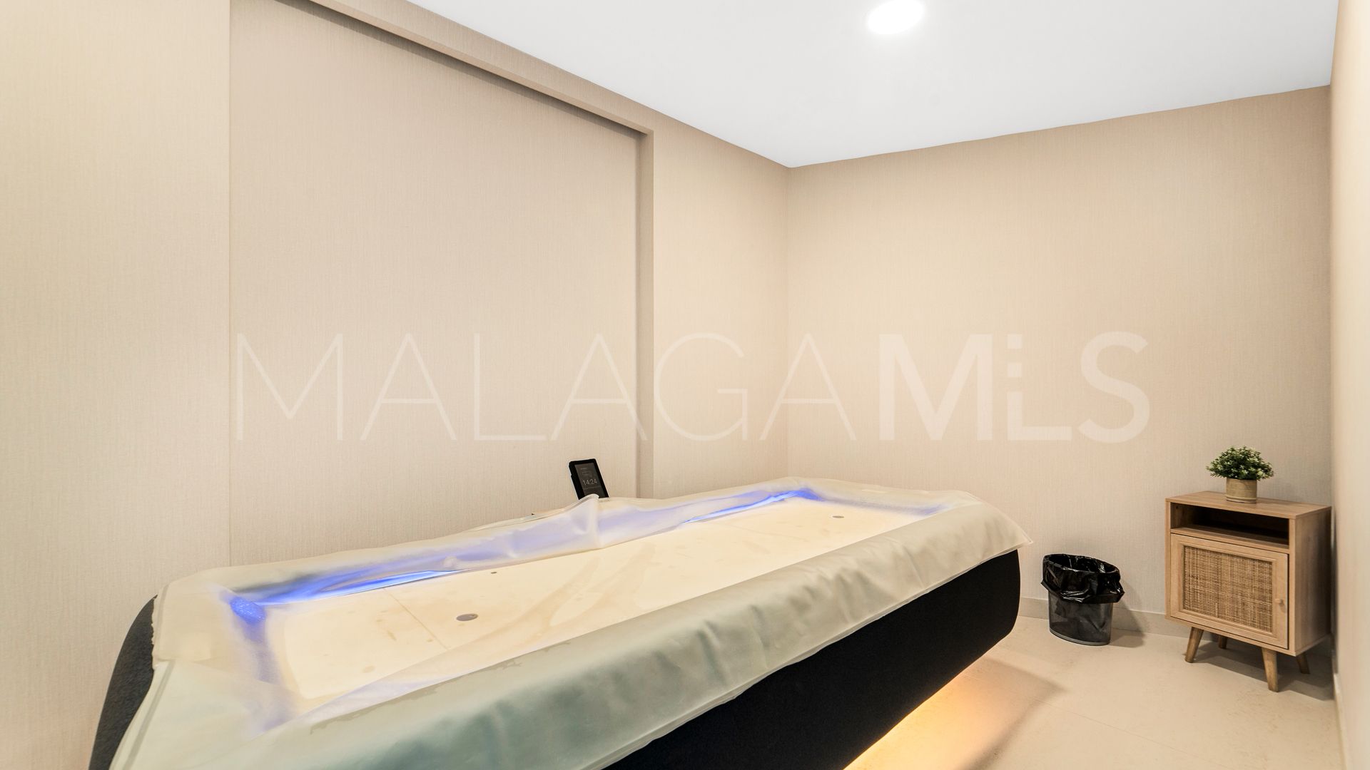 Takvåning for sale in Los Monteros