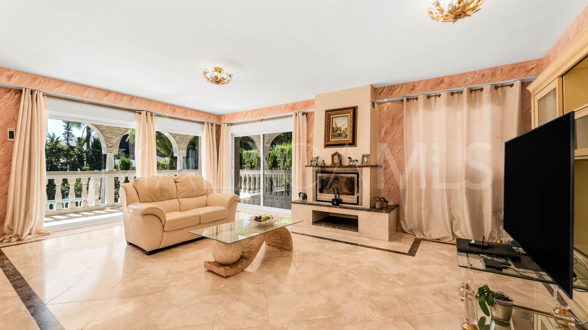 Se vende villa de 4 bedrooms in Marbesa