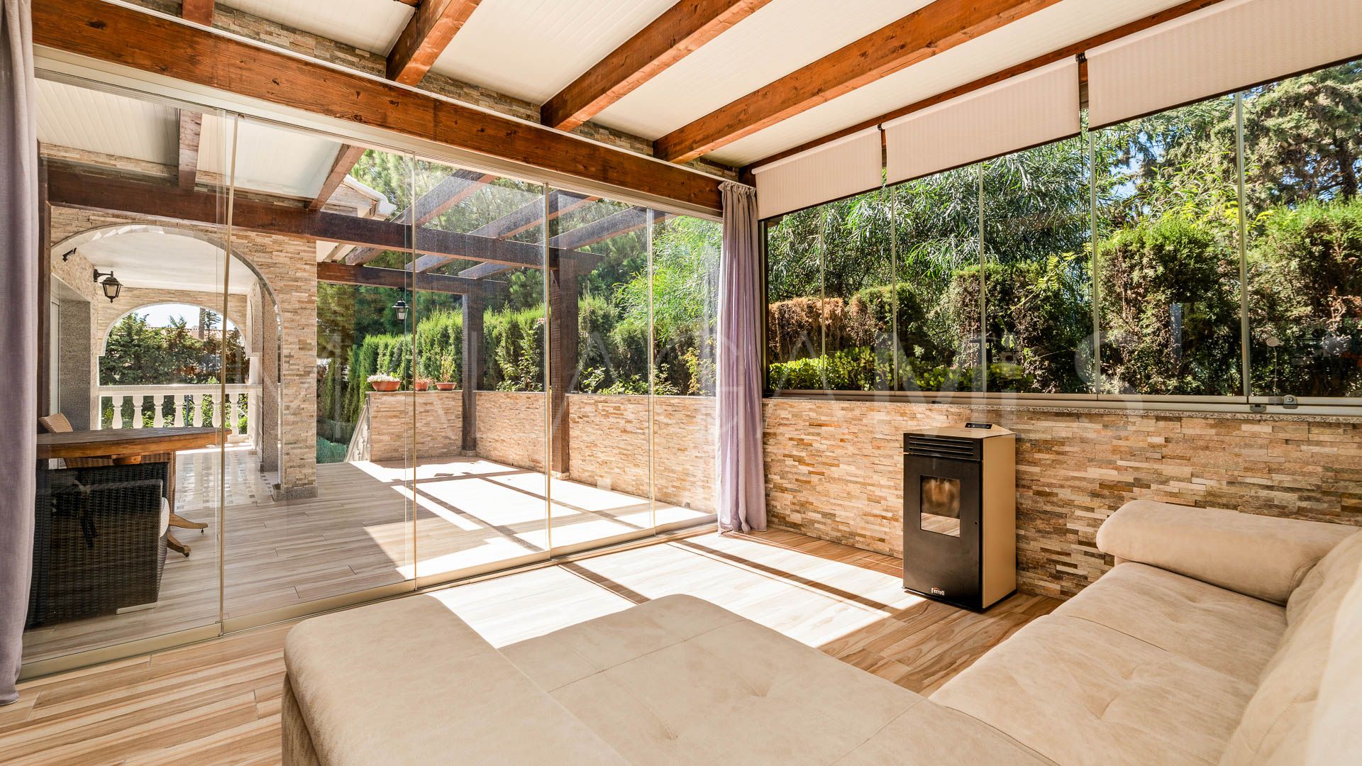 Se vende villa de 4 bedrooms in Marbesa
