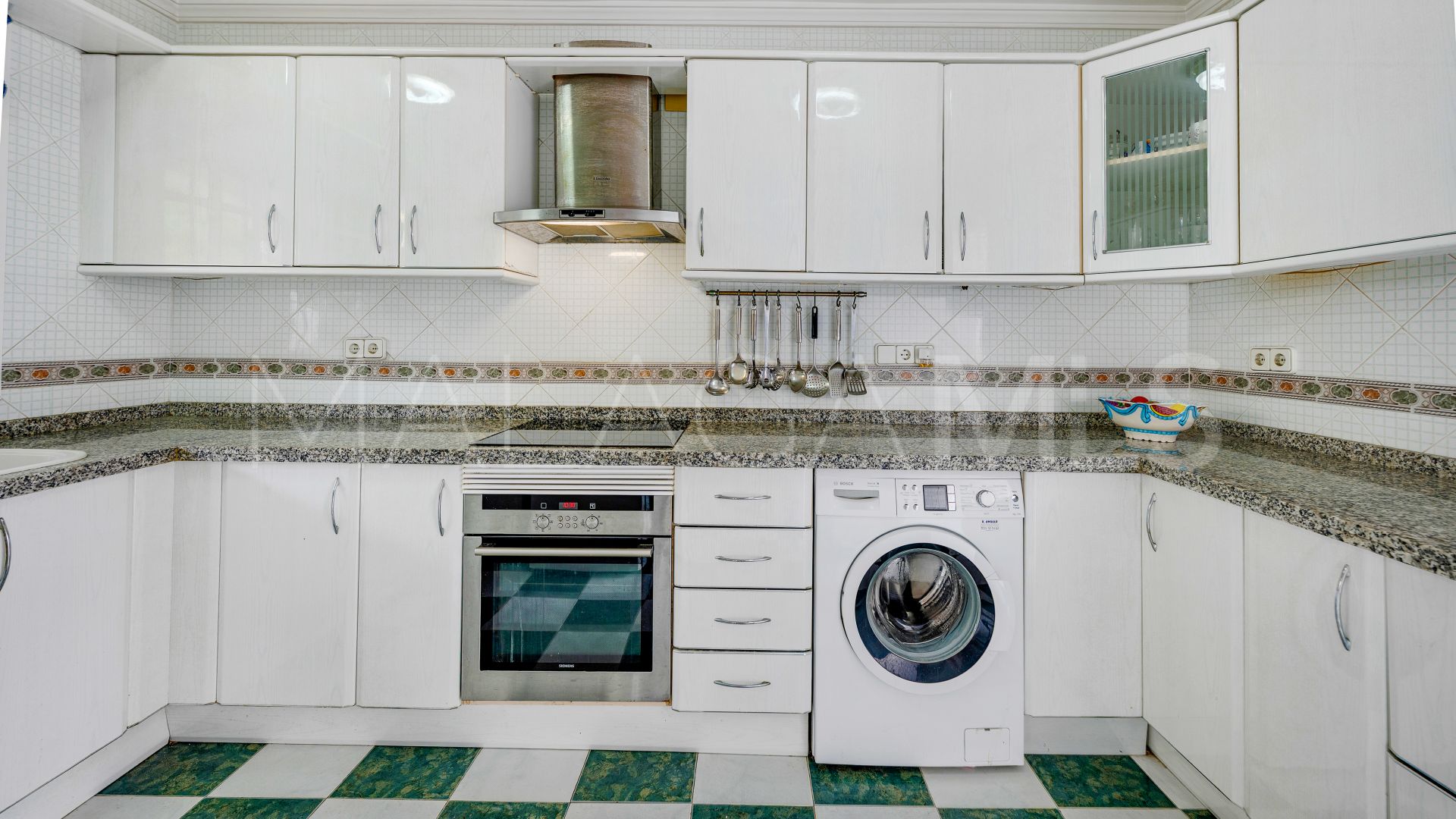 For sale town house with 3 bedrooms in Costabella