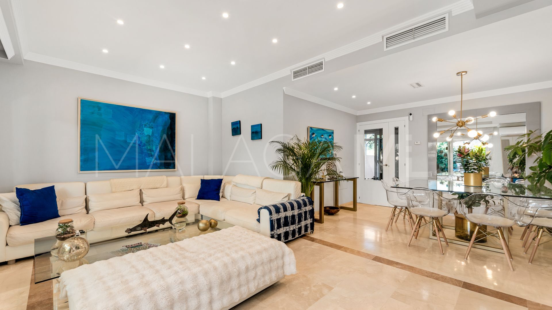 Radhus for sale in Los Monteros