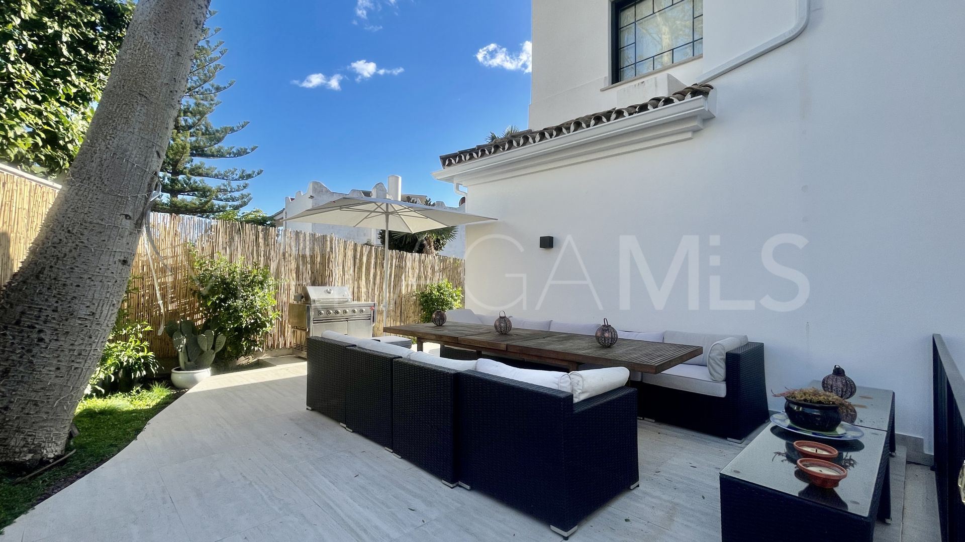 Villa for sale in Guadalmina Alta