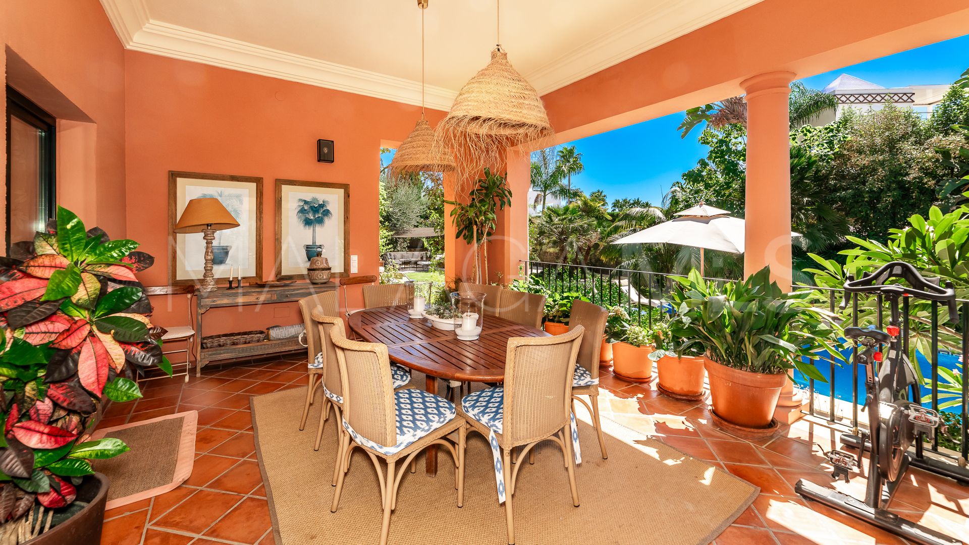 For sale villa with 5 bedrooms in Marbella Golden Mile