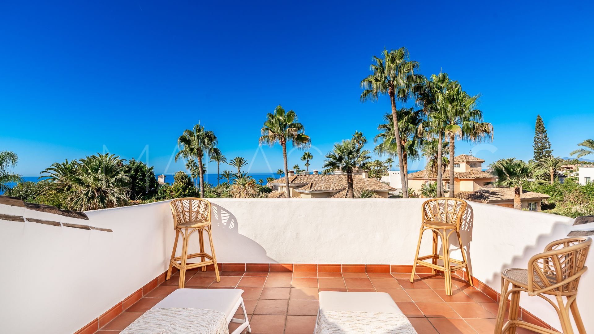 Las Chapas villa for sale