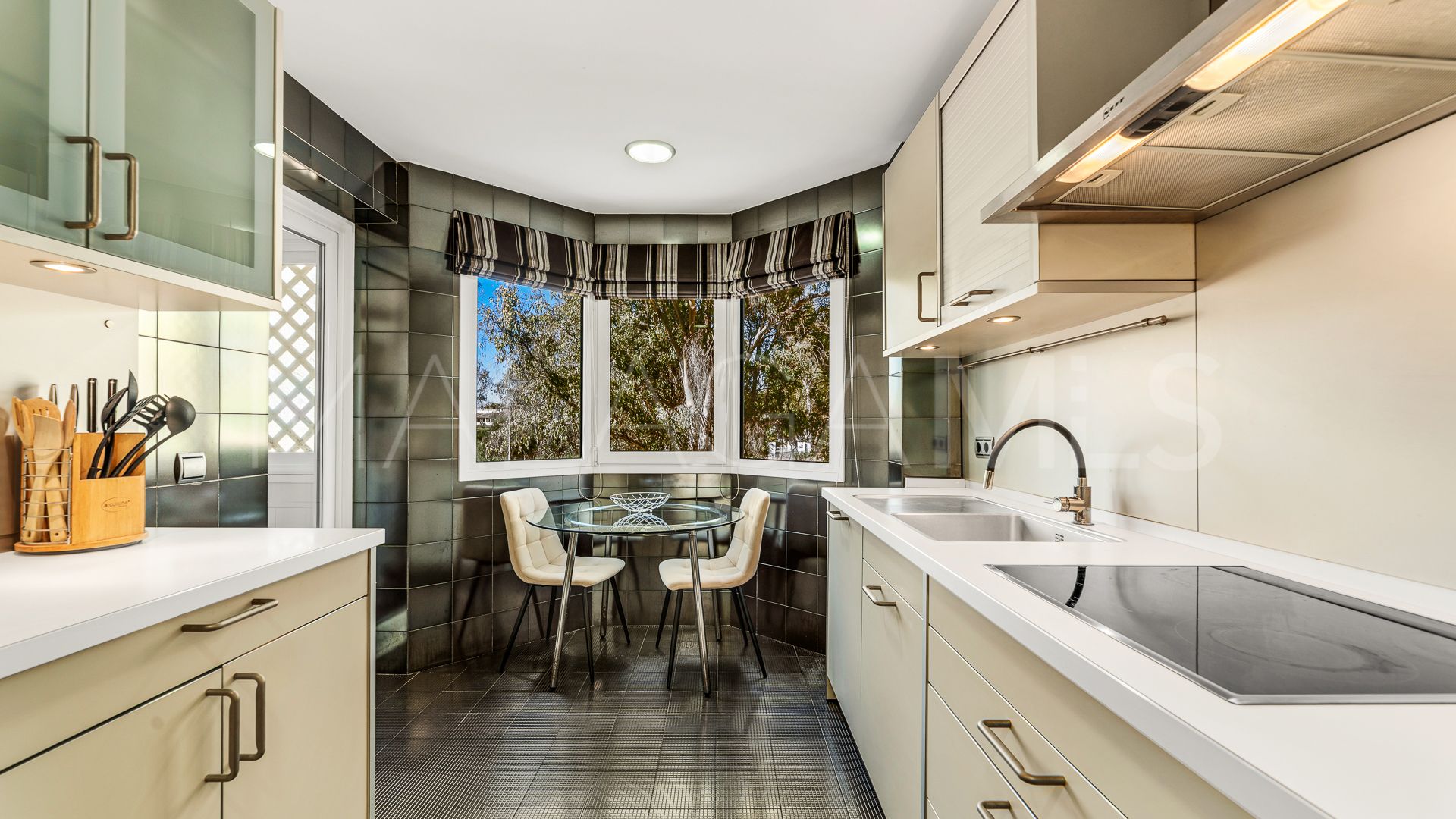Lägenhet for sale in Marbella - Puerto Banus