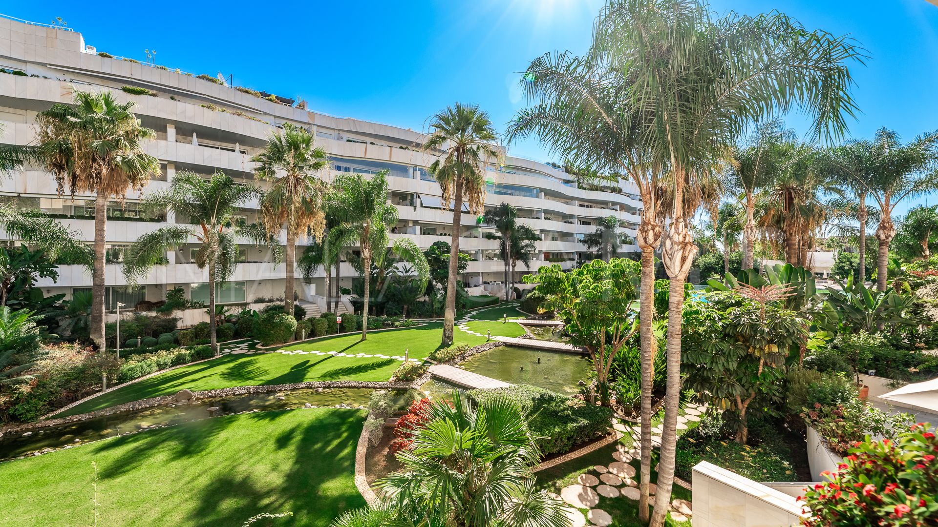 Lägenhet for sale in Marbella - Puerto Banus