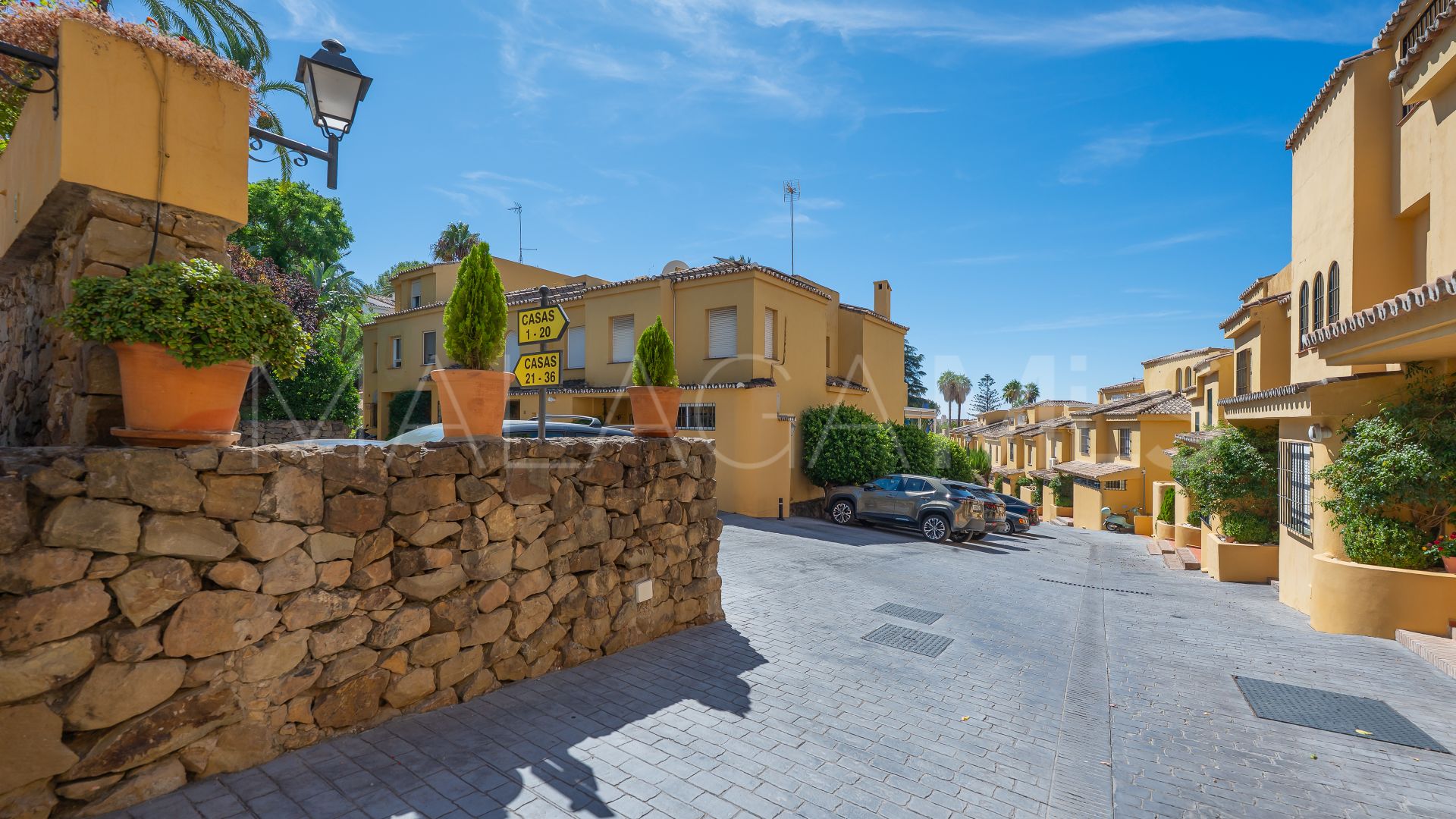 Town house for sale in Marbella Golden Mile