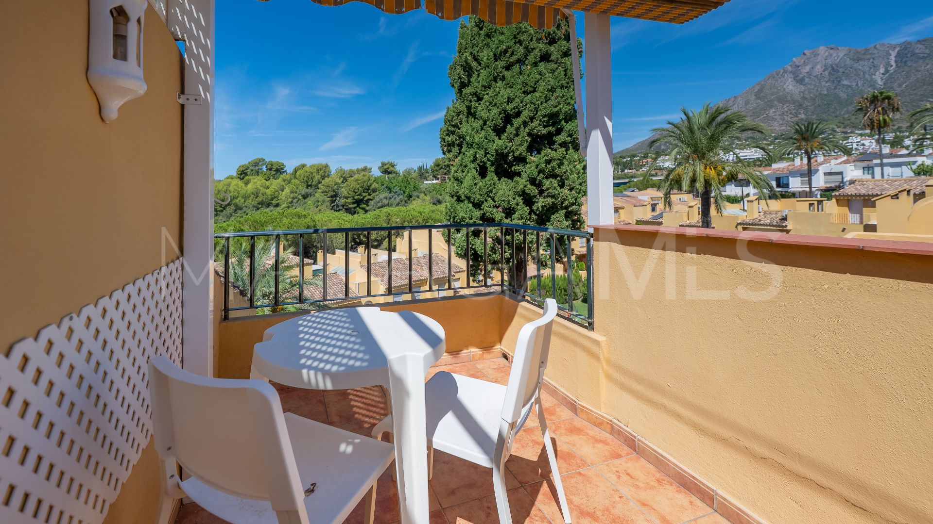 Town house for sale in Marbella Golden Mile