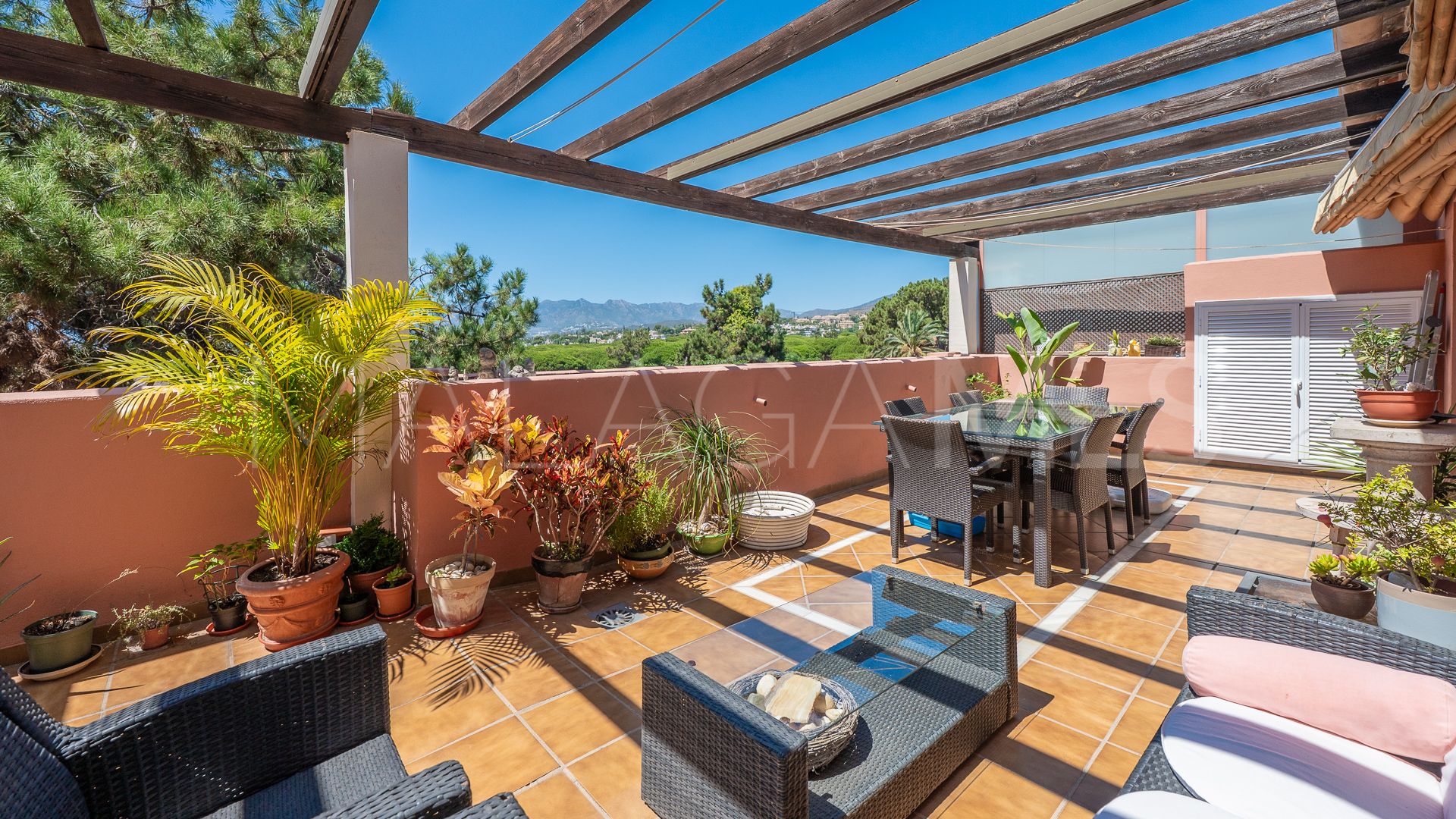 Appartement terrasse for sale in Elviria