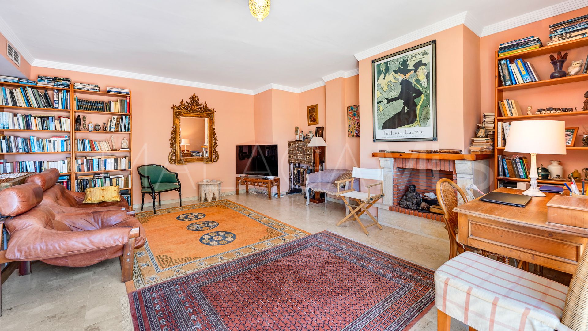 Appartement terrasse for sale in Elviria