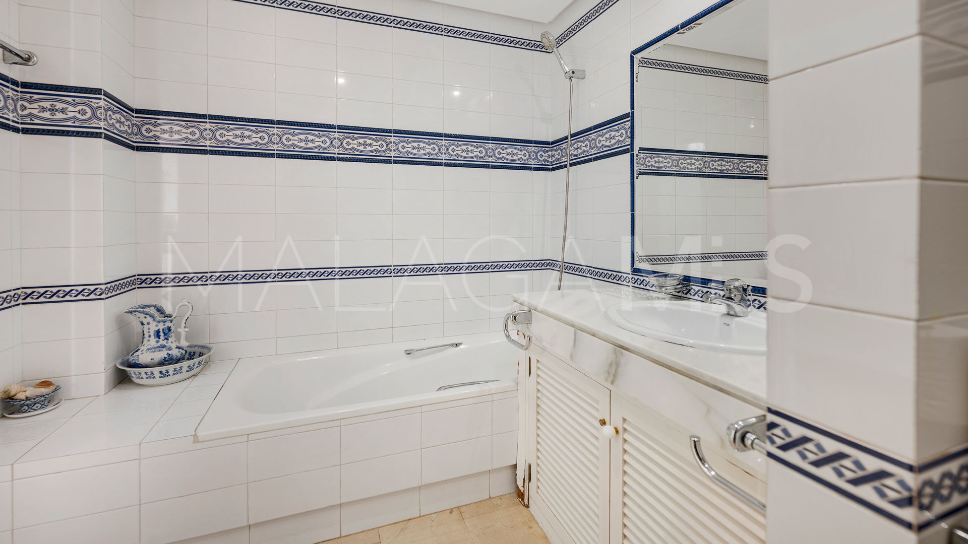 Appartement rez de chaussée for sale in Elviria