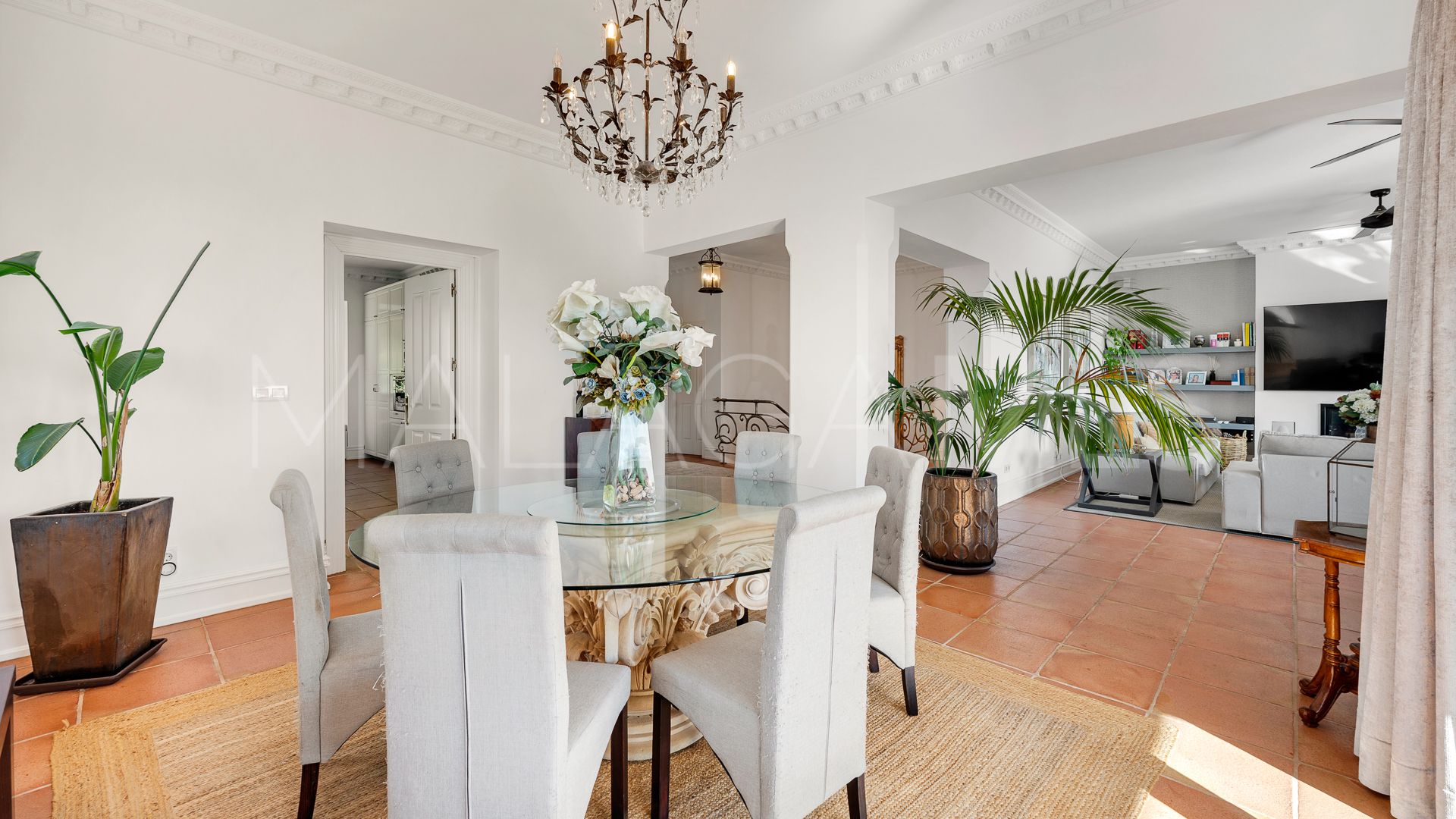 Villa for sale in Golden Mile with 5 bedrooms