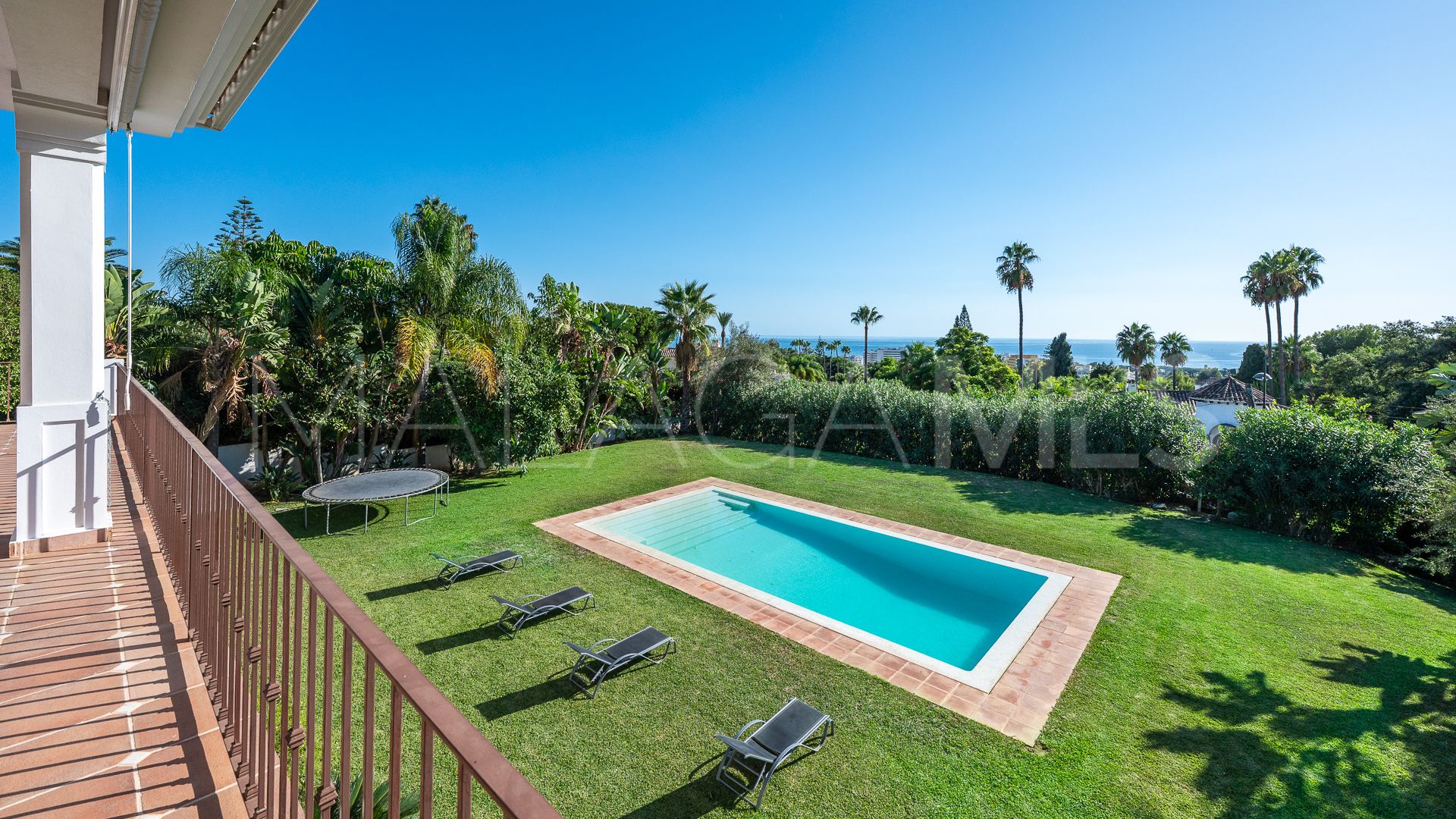 Villa for sale in Golden Mile with 5 bedrooms