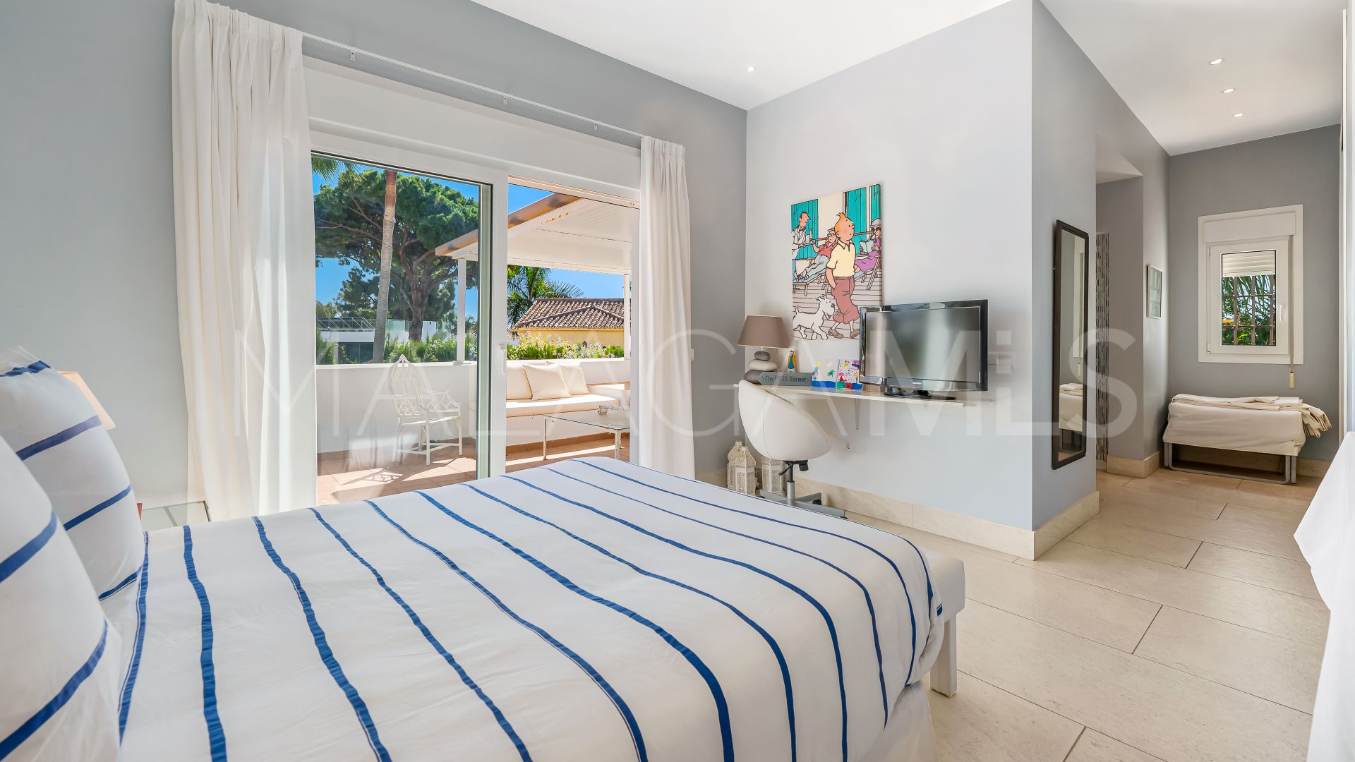 Villa for sale in San Pedro Playa