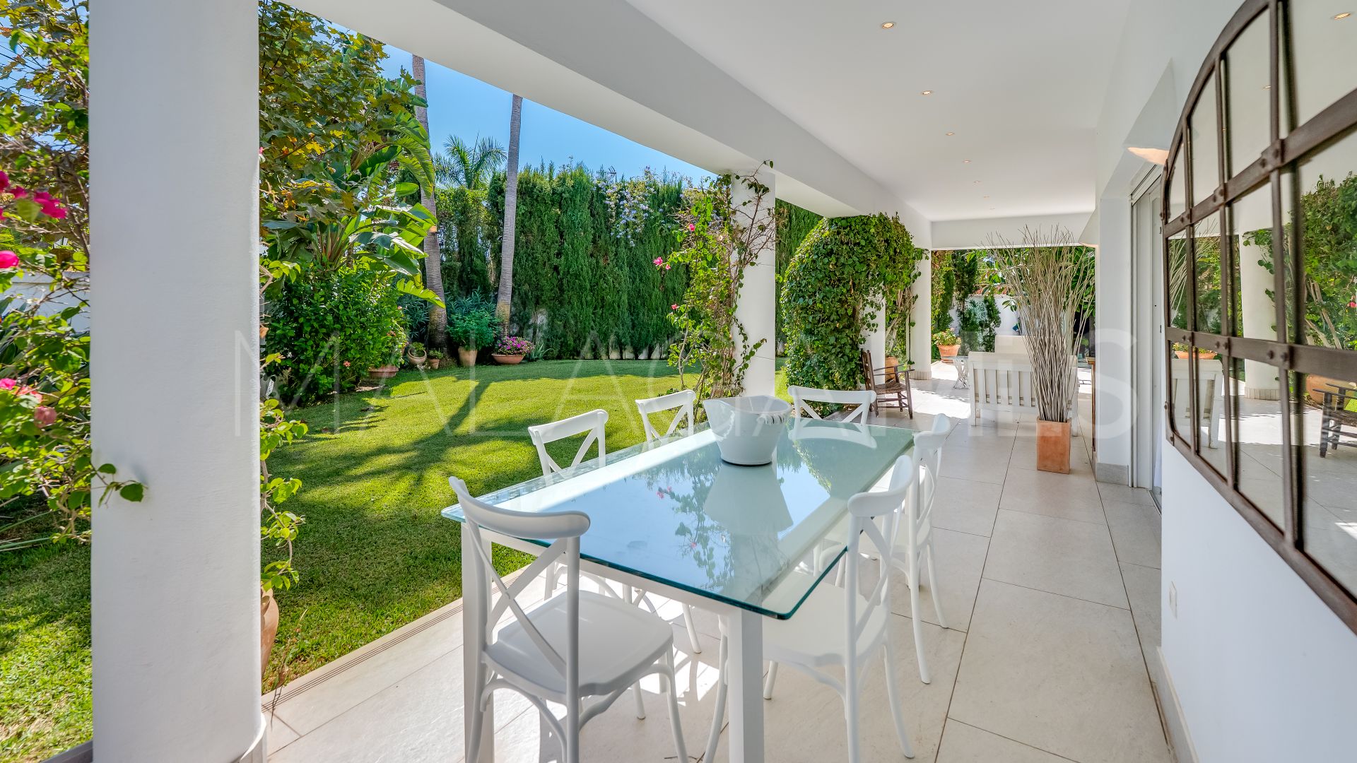 Villa for sale in San Pedro Playa