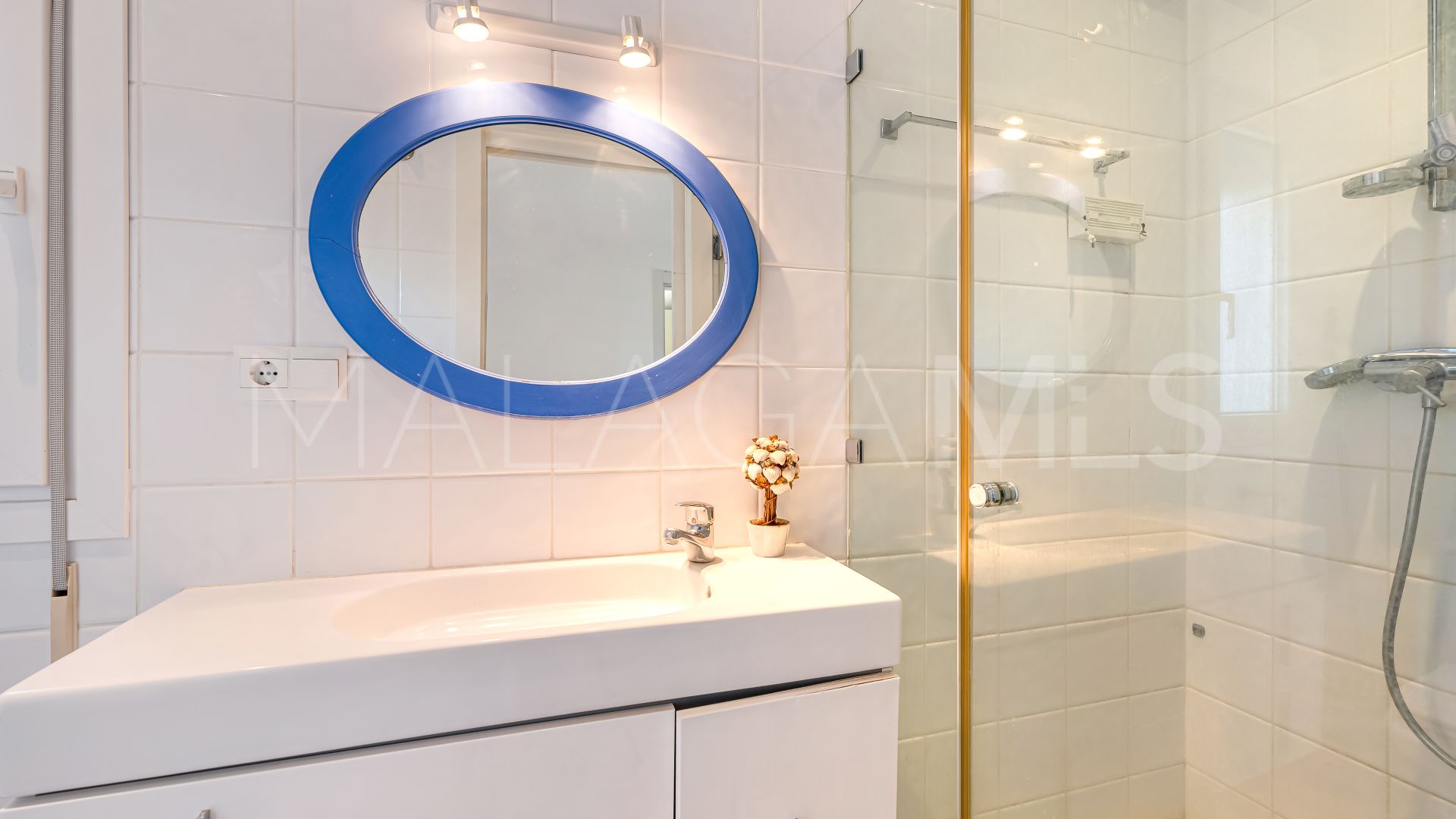 Villa for sale in San Pedro Playa