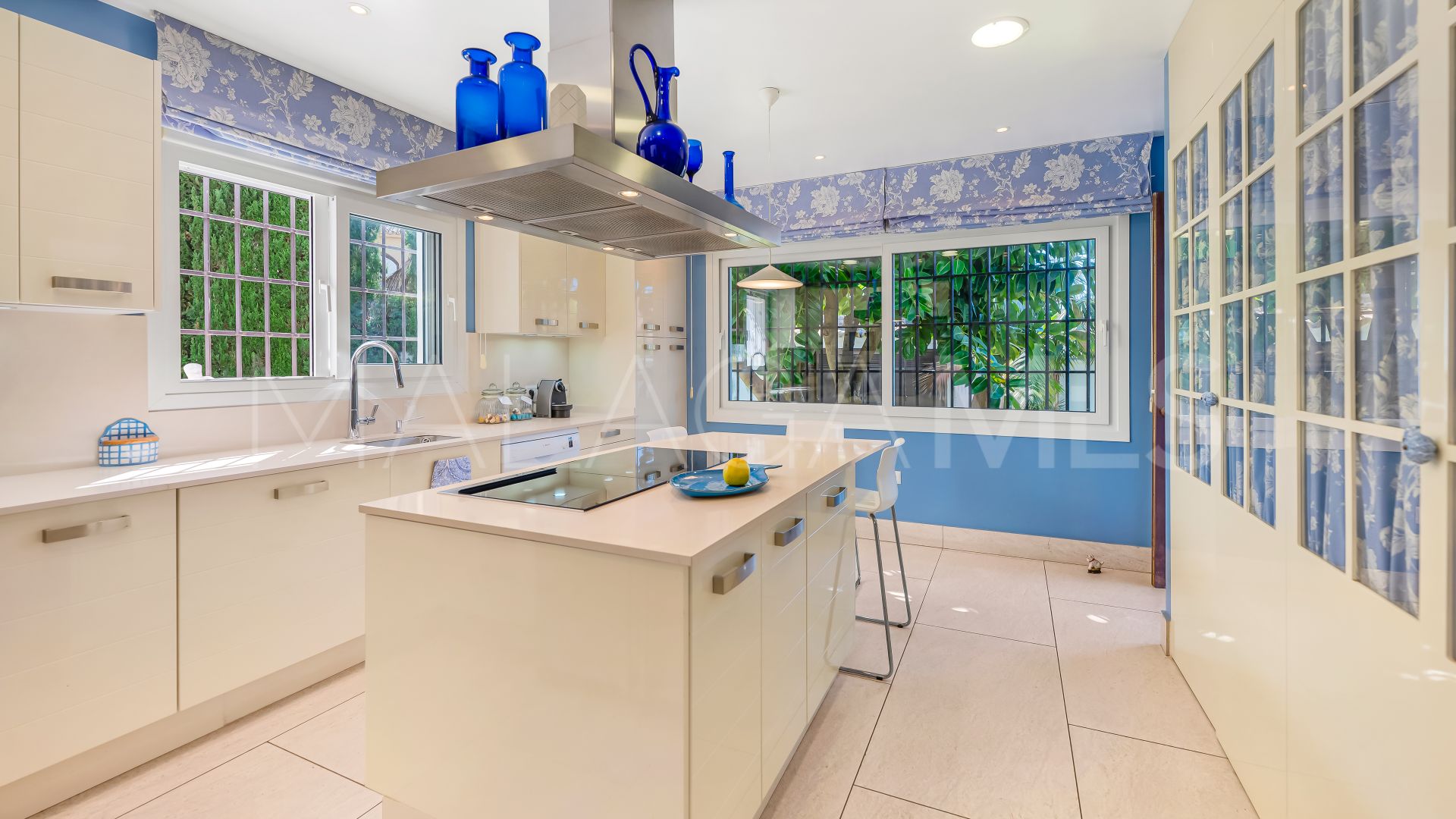 Villa for sale in San Pedro Playa