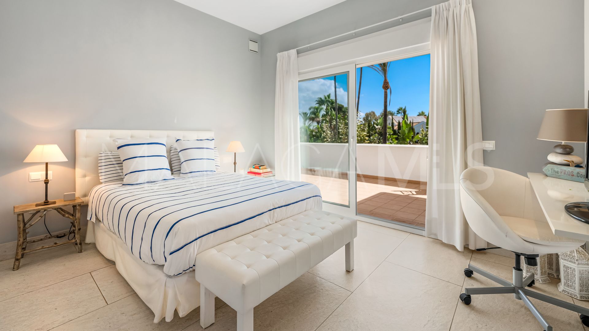 Villa for sale in San Pedro Playa