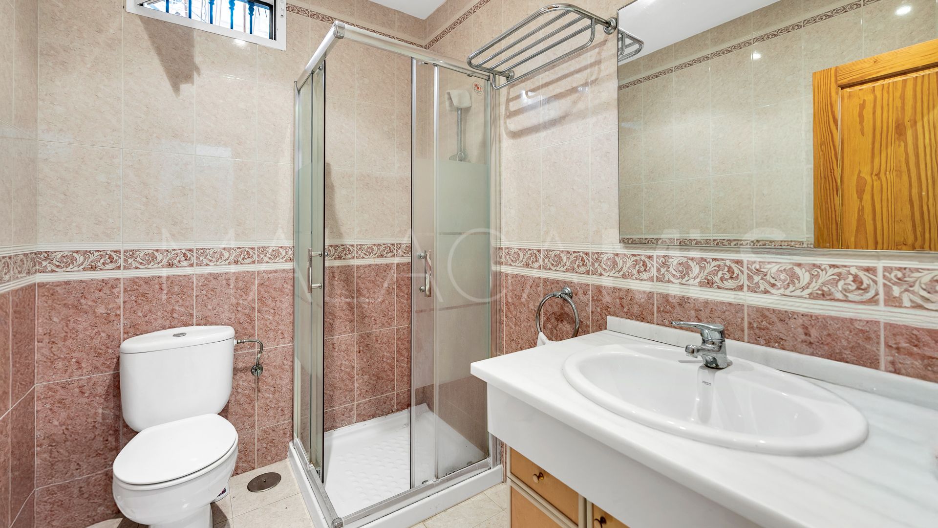 Buy Marbesa house with 4 bedrooms