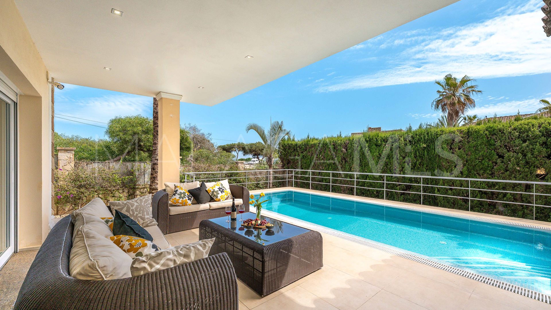Villa for sale in Marbesa