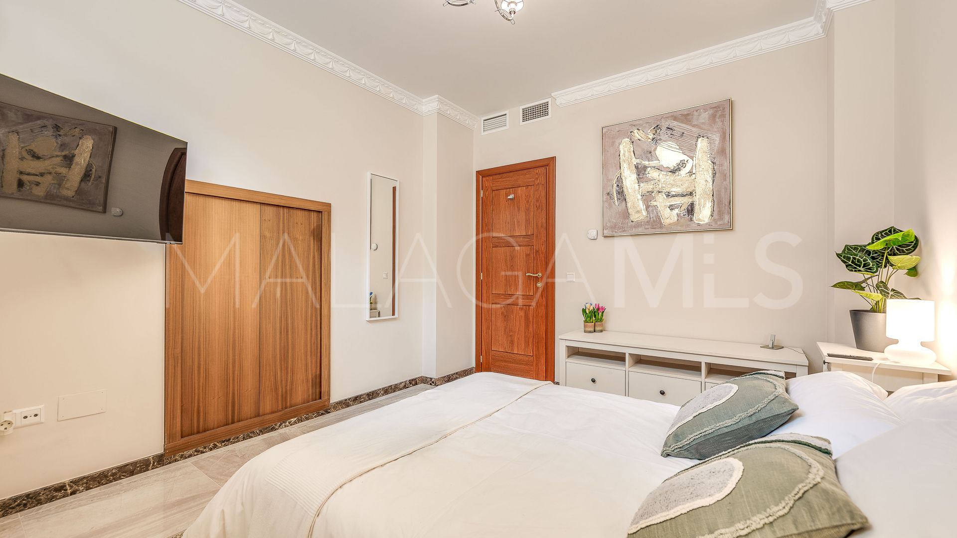 Villa for sale in Marbesa