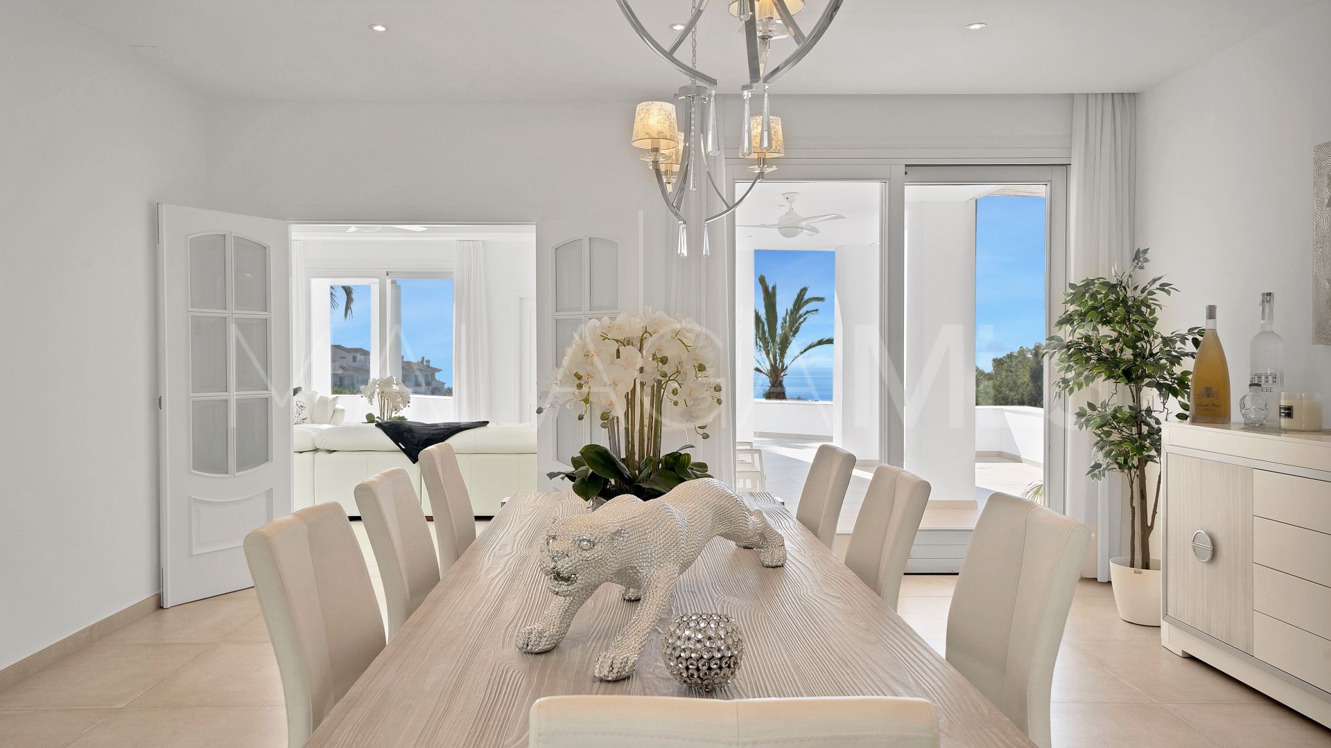 Villa for sale in Hacienda las Chapas