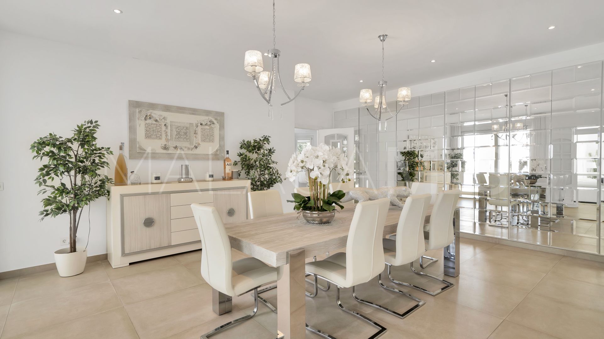 Villa for sale in Hacienda las Chapas