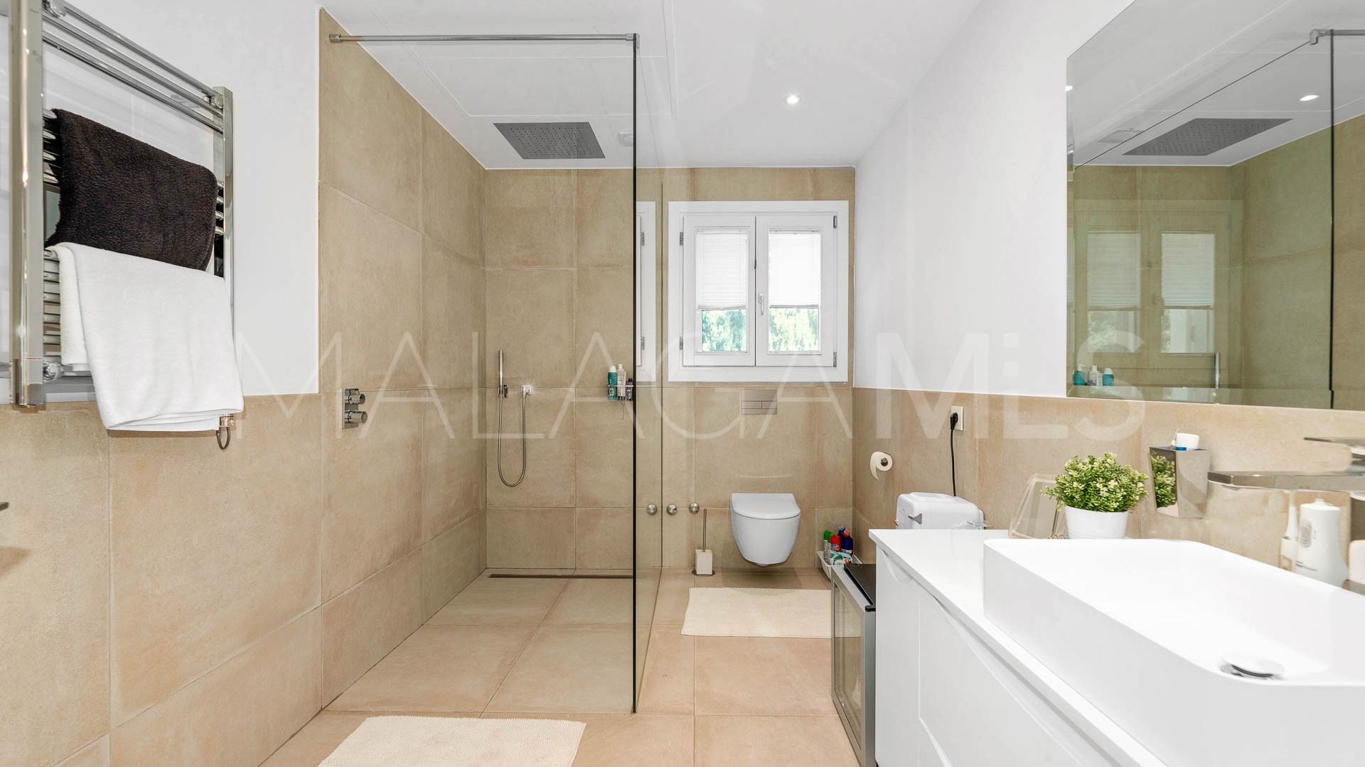 Villa for sale in Hacienda las Chapas