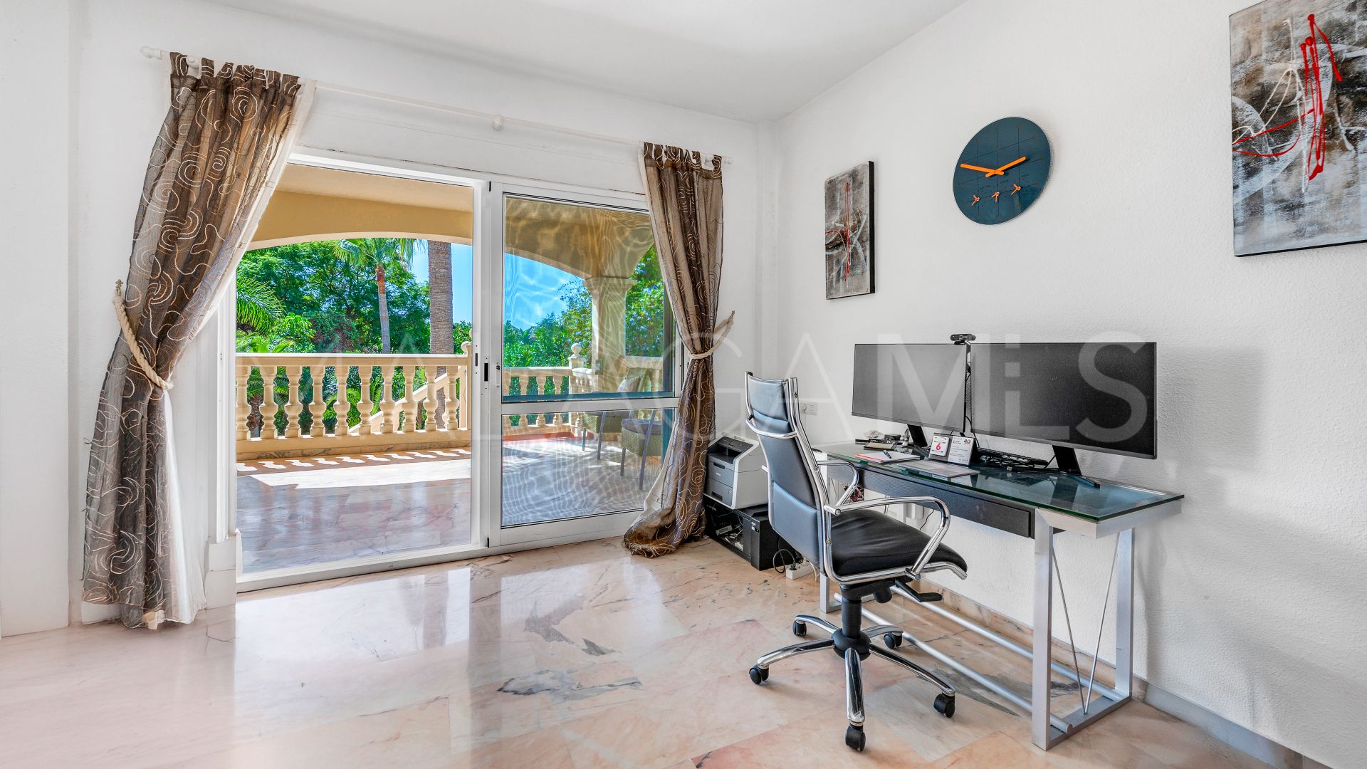 Se vende villa de 5 bedrooms in Marbesa