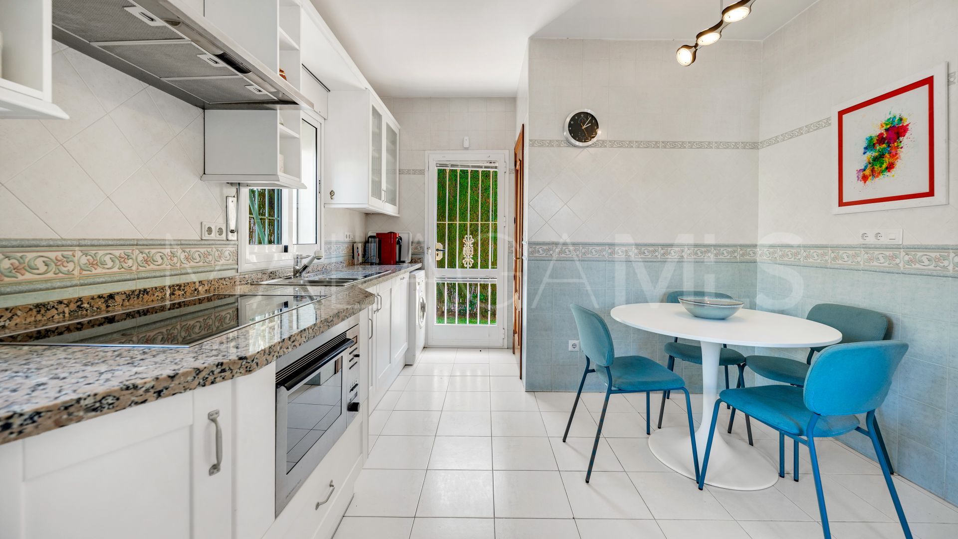 Se vende villa de 5 bedrooms in Marbesa