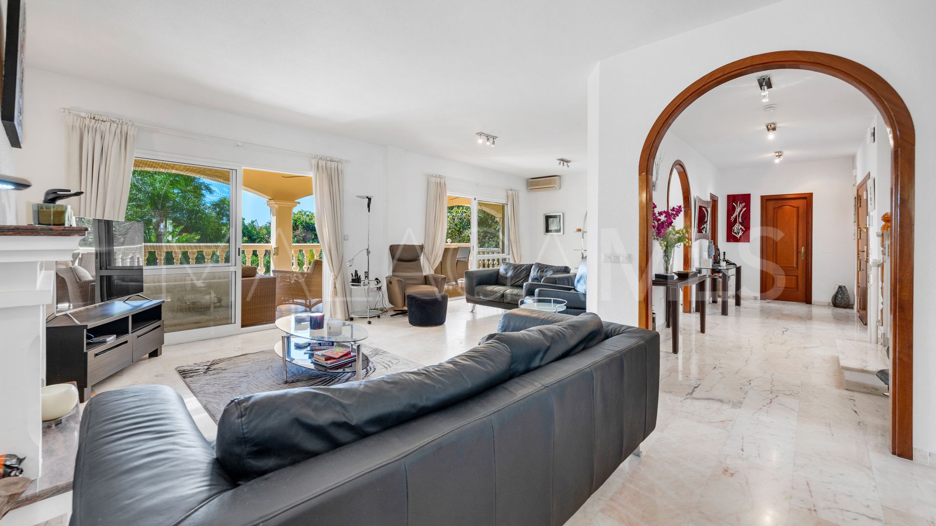Se vende villa de 5 bedrooms in Marbesa