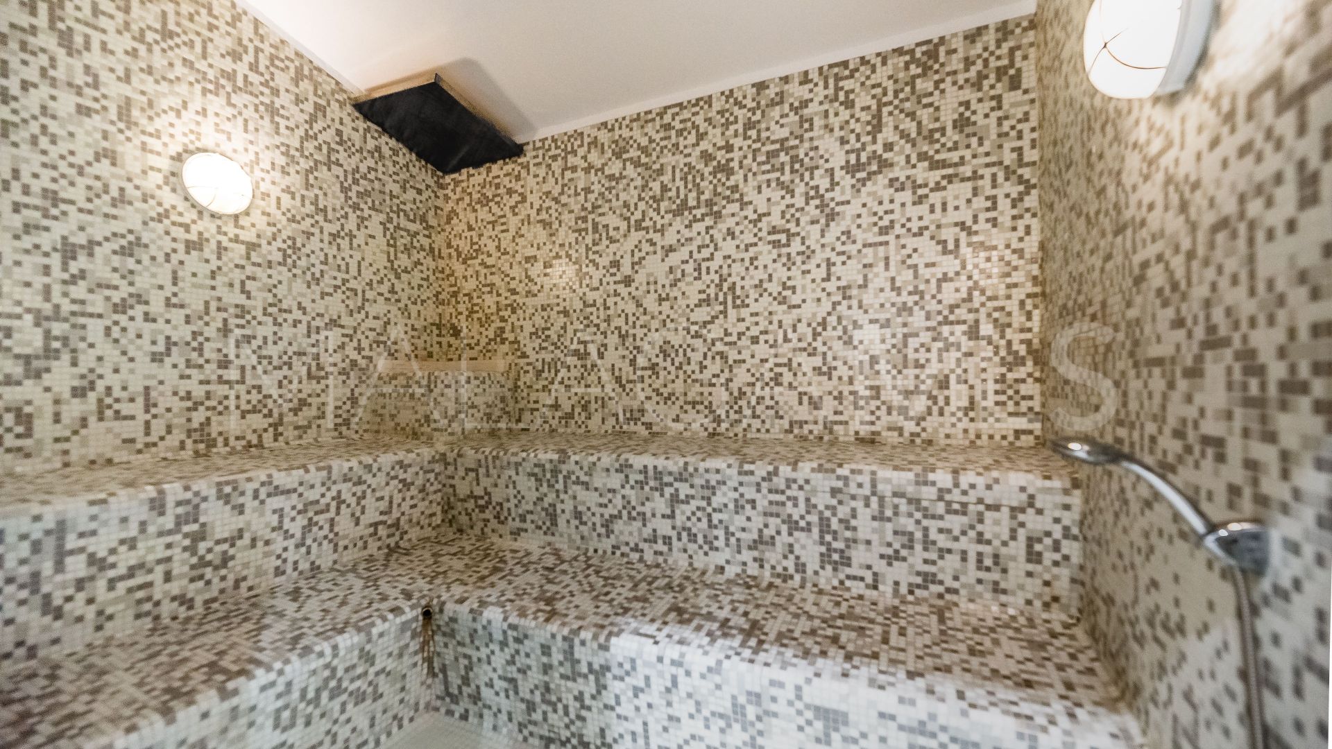 For sale apartment in Golden Mile with 3 bedrooms