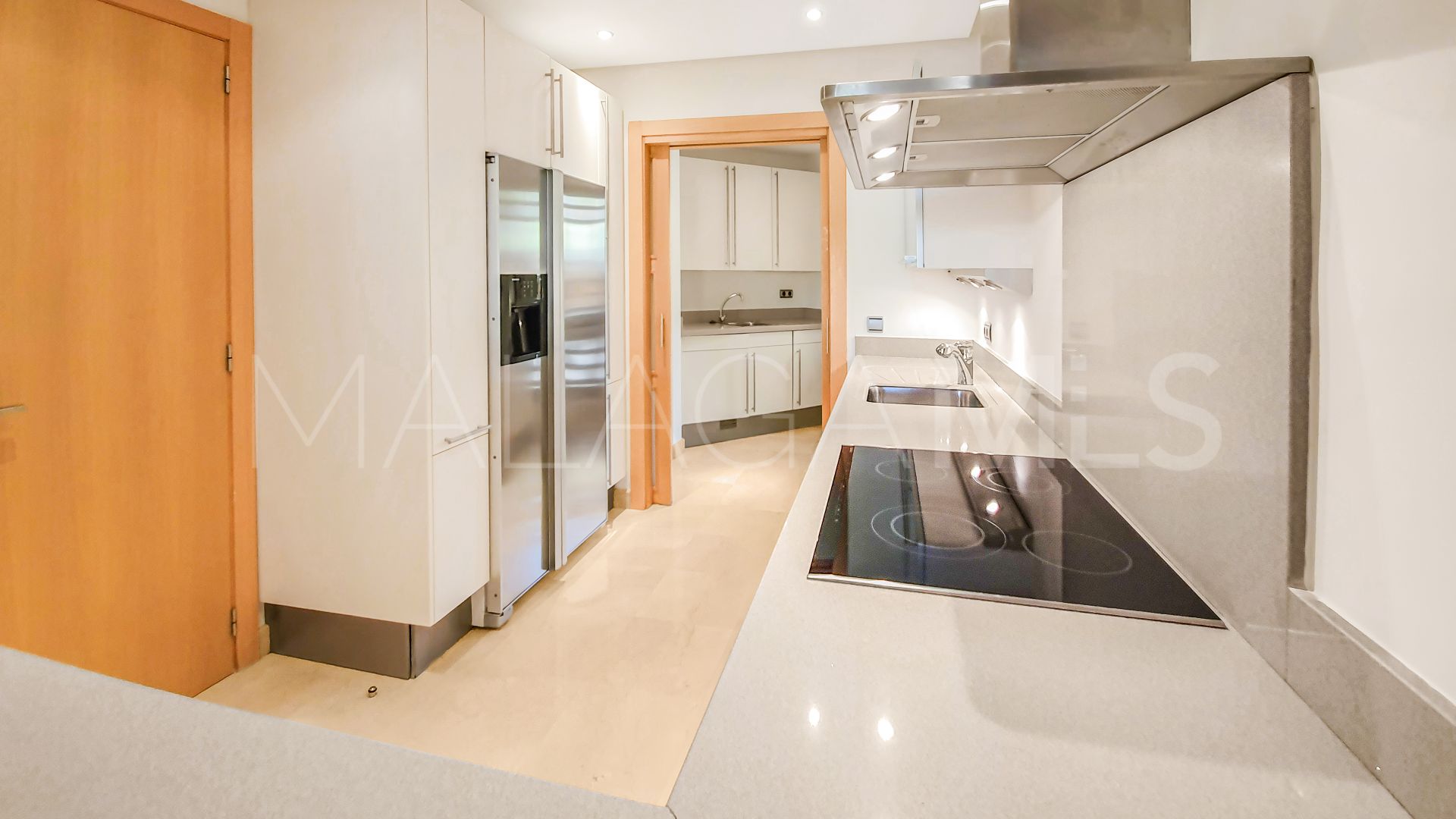 For sale apartment in Golden Mile with 3 bedrooms