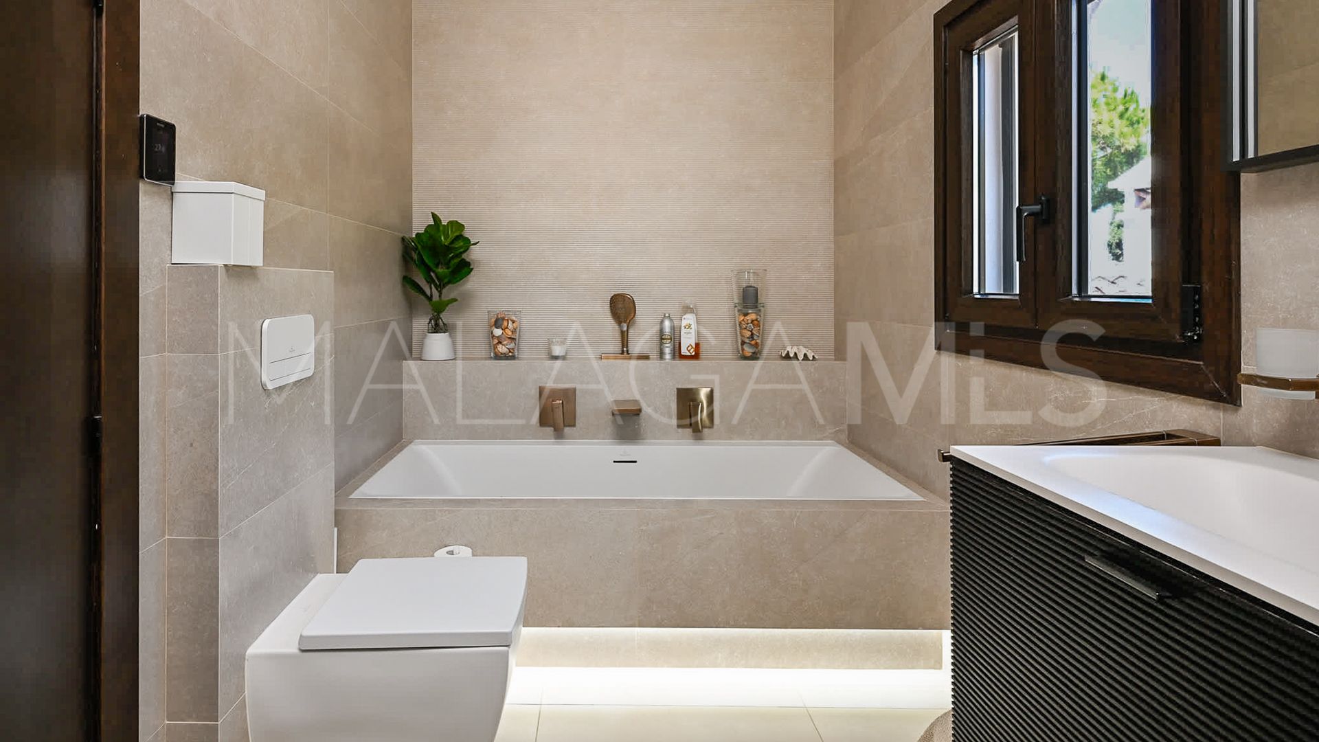 For sale villa in Marbesa with 6 bedrooms