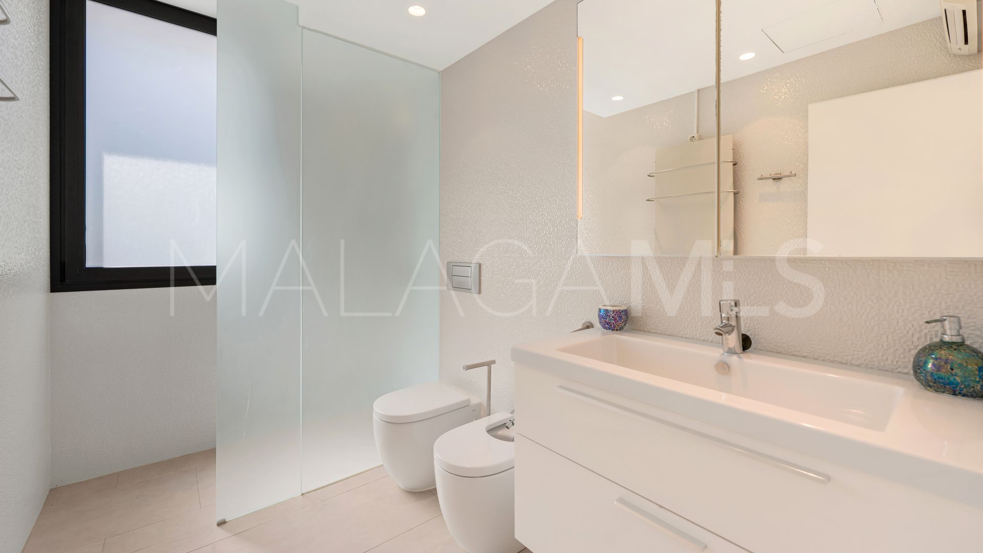 Villa for sale in Cabopino