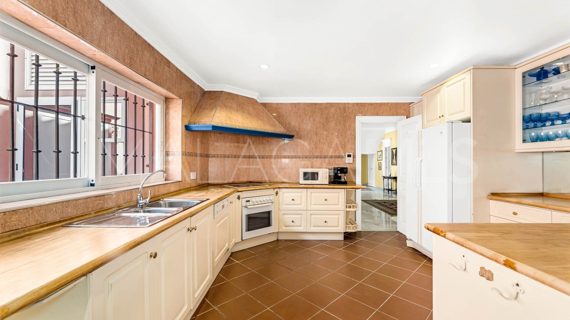 Pareado for sale in La Quinta de 5 bedrooms