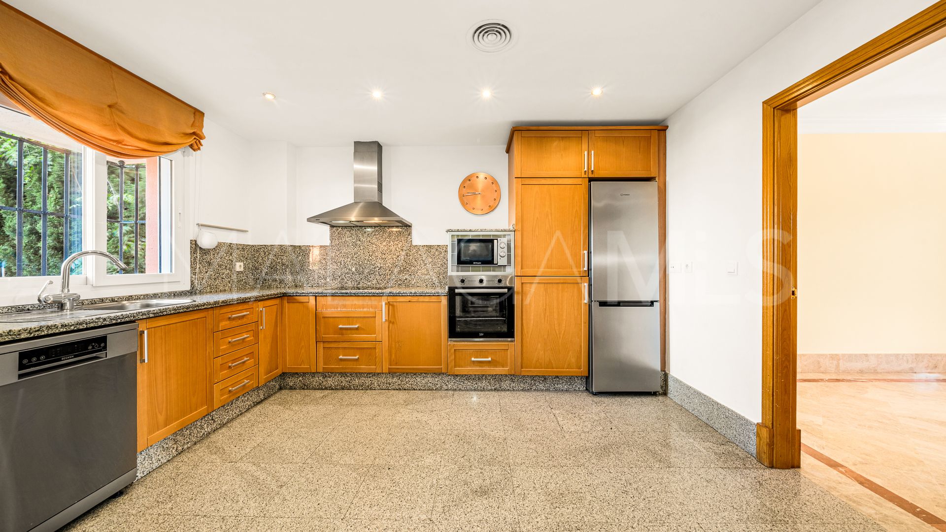 Doppelhaushälfte for sale in Los Monteros