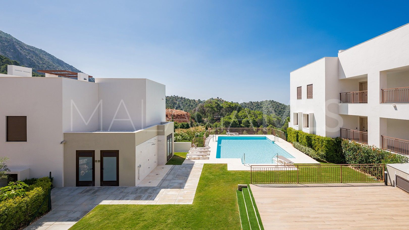 For sale duplex in Istan