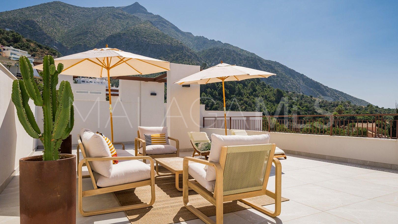 For sale duplex in Istan