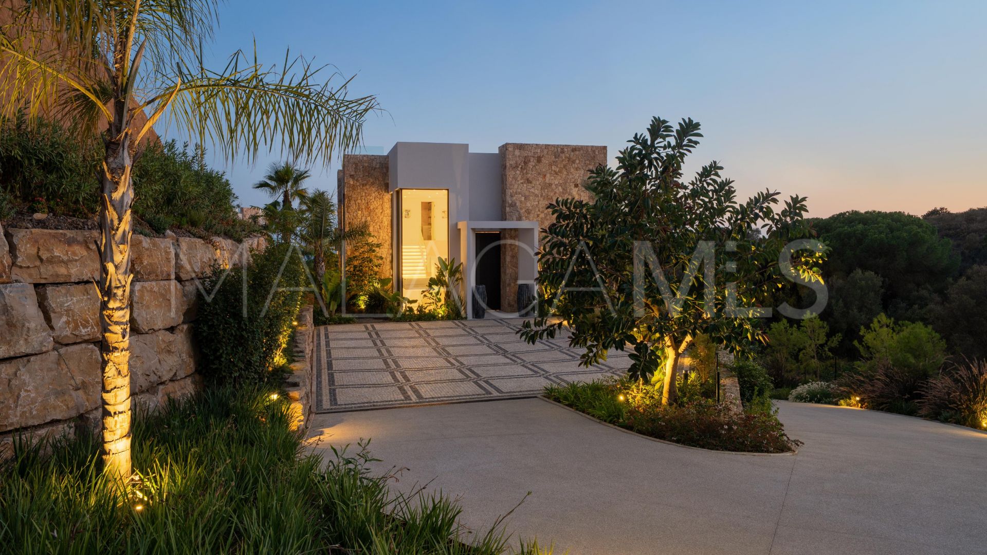 For sale 5 bedrooms villa in Marbella Hill Club