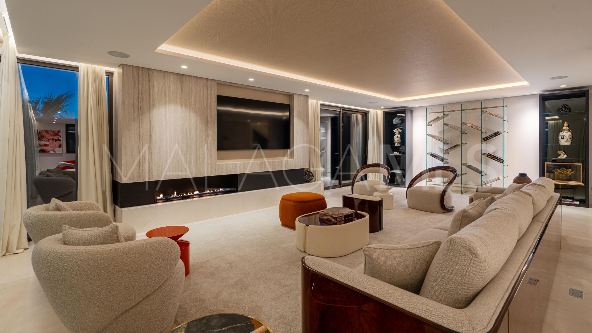 For sale 5 bedrooms villa in Marbella Hill Club