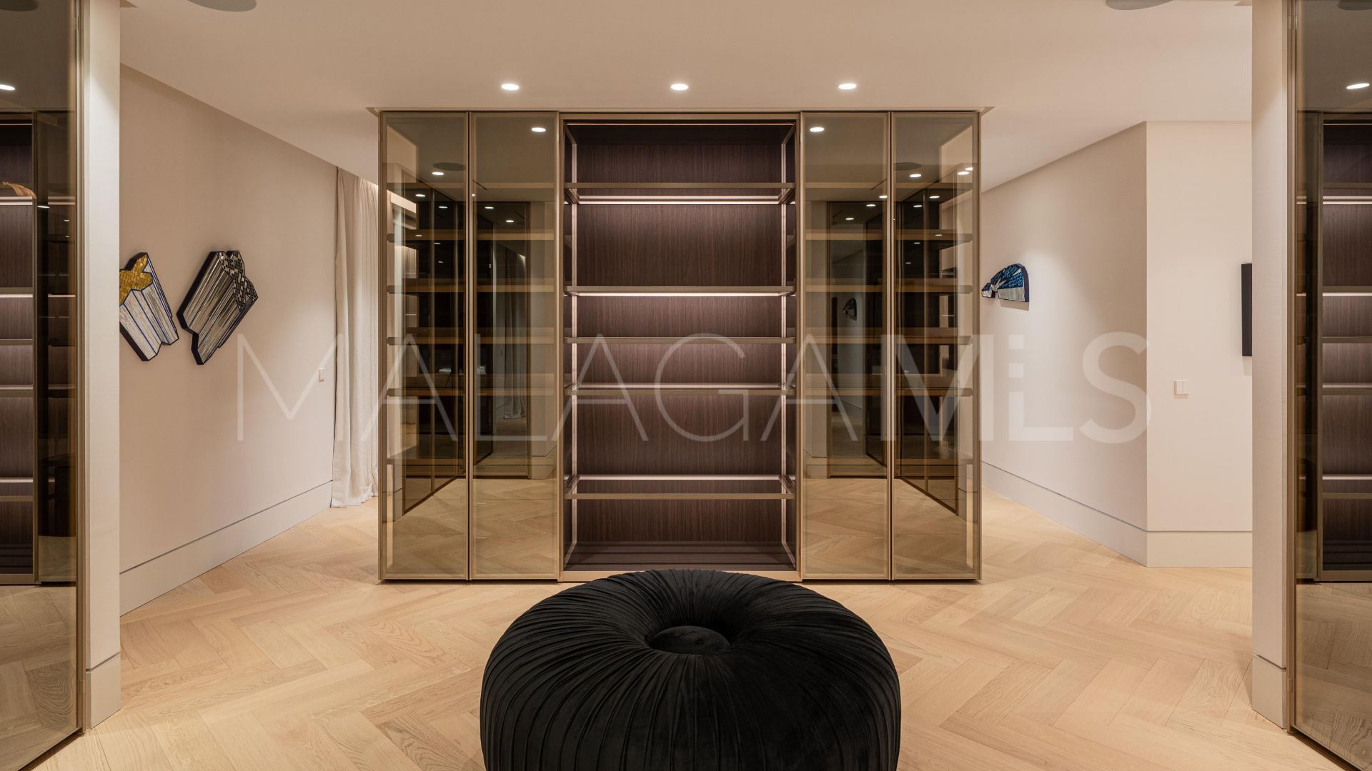 For sale 5 bedrooms villa in Marbella Hill Club