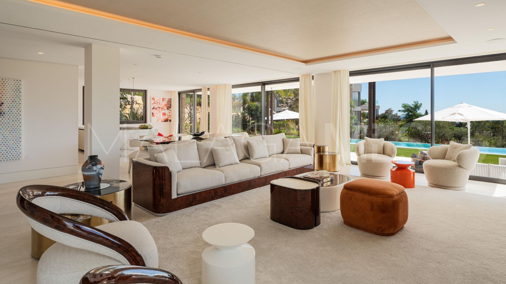 For sale 5 bedrooms villa in Marbella Hill Club