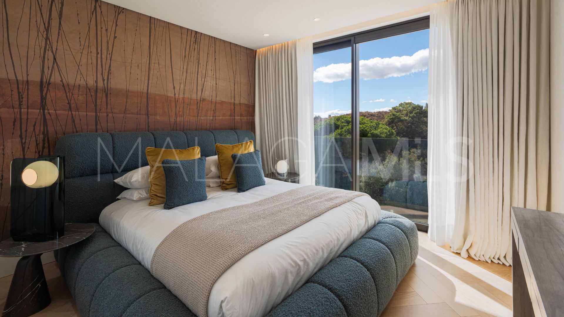 For sale 5 bedrooms villa in Marbella Hill Club