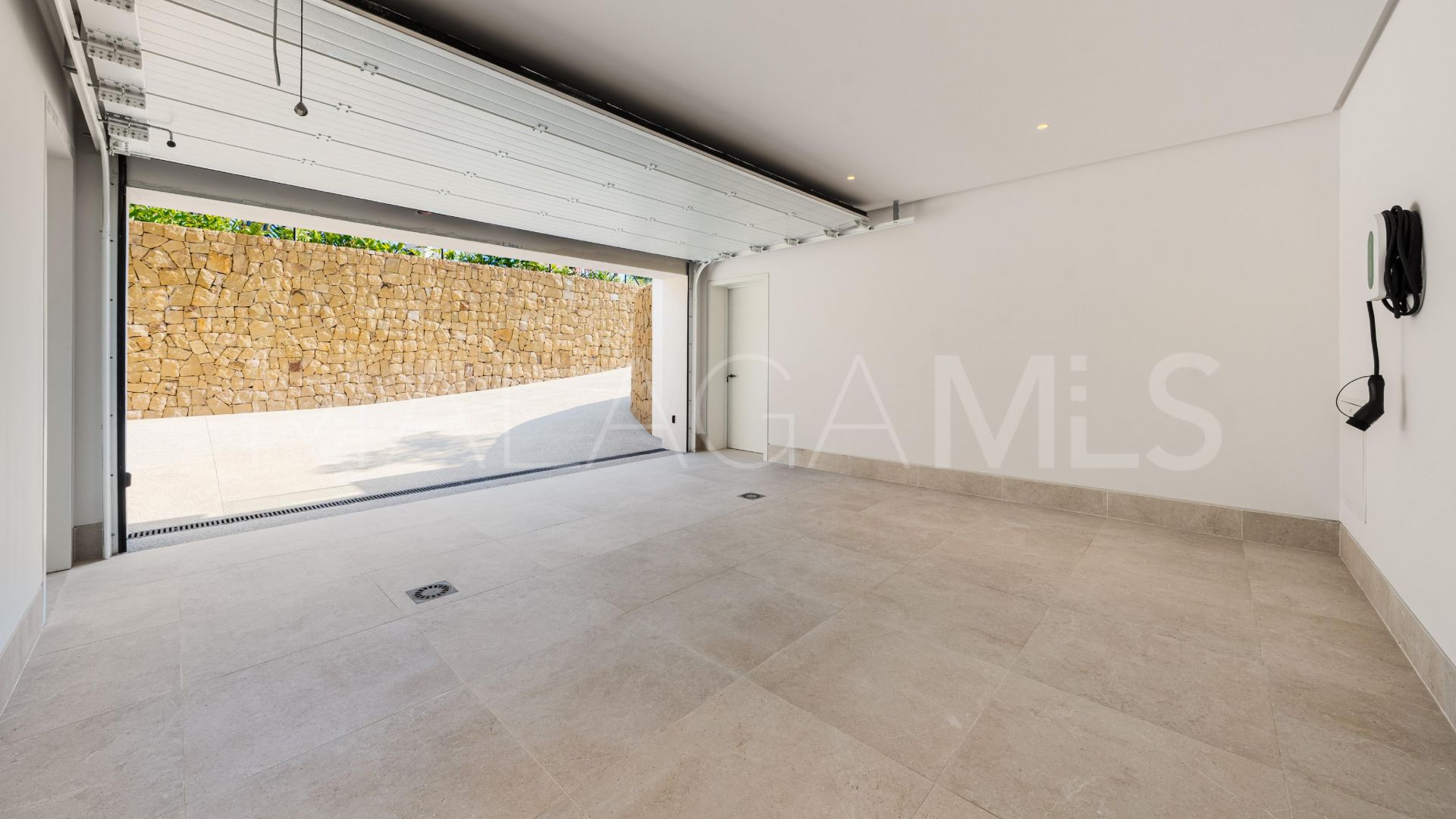 For sale villa in Marbella Hill Club