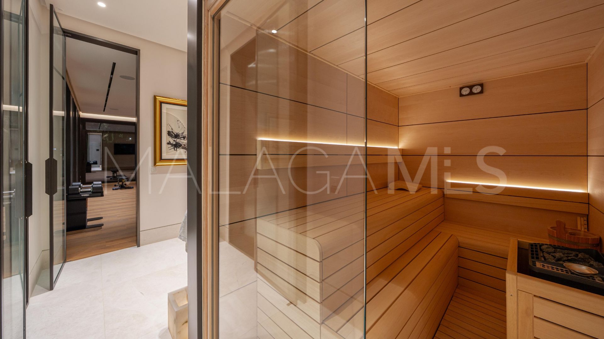 For sale villa in Marbella Hill Club